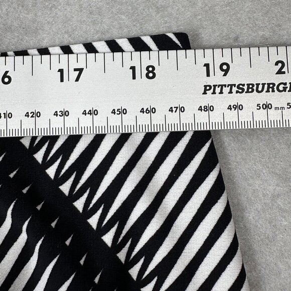 Chicos‎ Size 3 Womens Maxi Skirt Geometric Tribal Print Black & White Side Slit - Picture 6 of 16